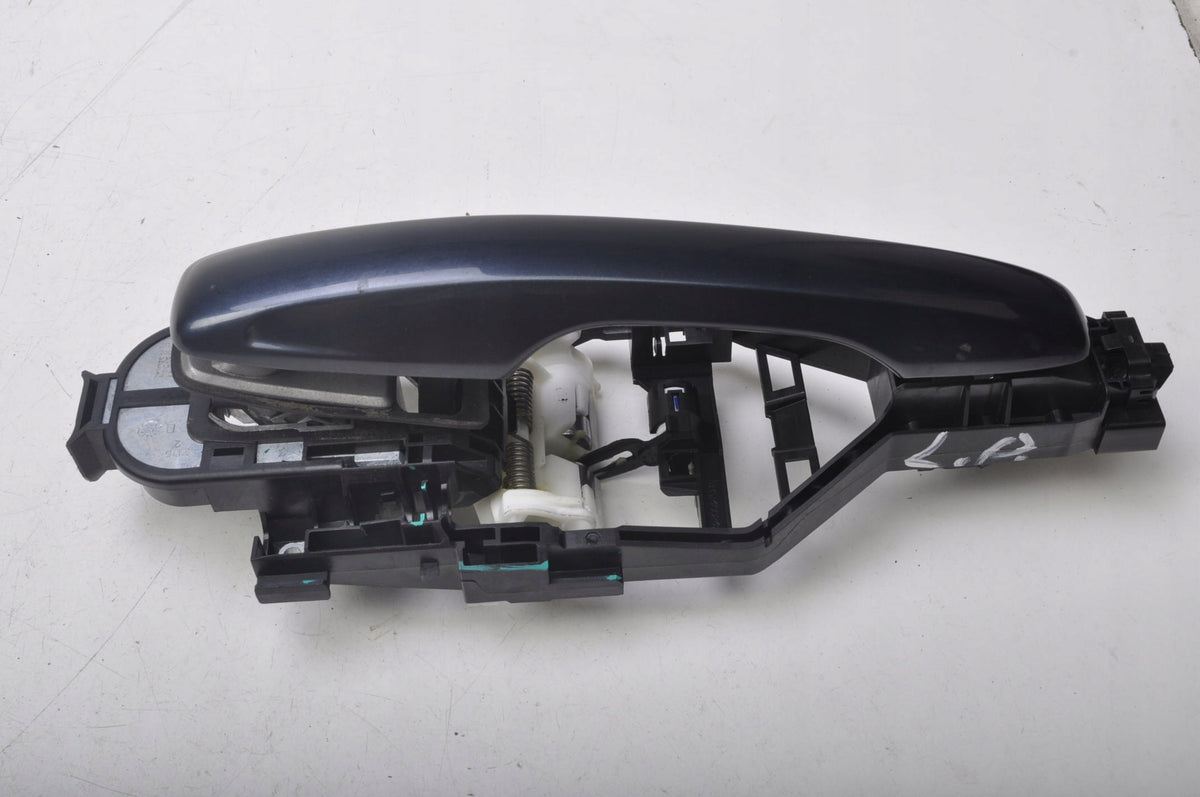 VOLVO XC60 DOOR HANDLE LEFT FRONT 31378250