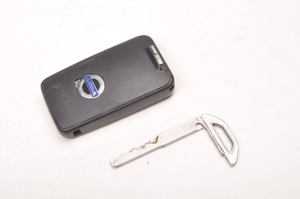 VOLVO XC60 I S60 V60 V70 III S80 II V40 II IGNITION KEY 30659639