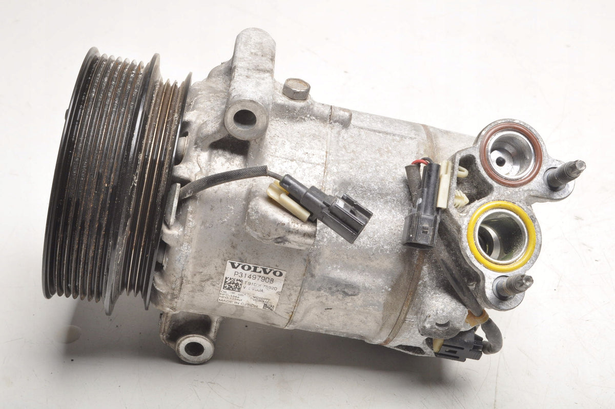 VOLVO XC60 II 2.0 16V B5 Mild-Hybrid AIR CONDITIONING COMPRESSOR 31497908
