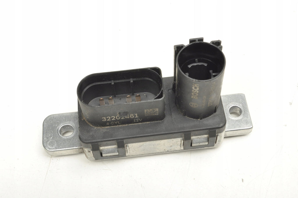 VOLVO XC60 II 2.0 16V B5 Mild-Hybrid GLOW PLUG RELAY 32202461