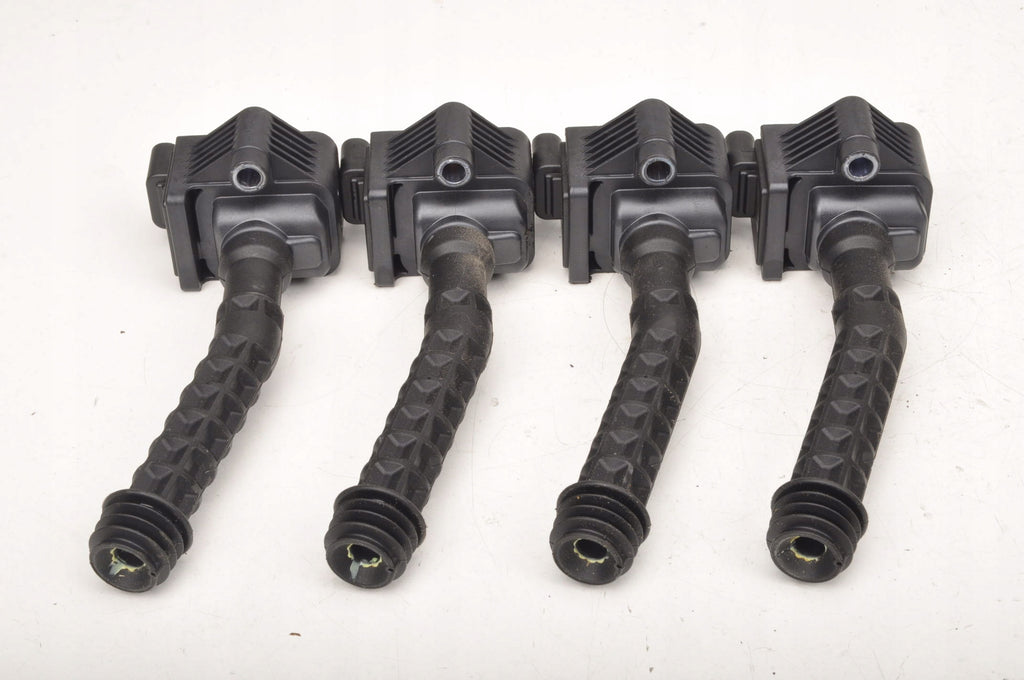 VOLVO XC60 II 2.0 16V B5 Mild-Hybrid IGNITION COIL 32140176 2022