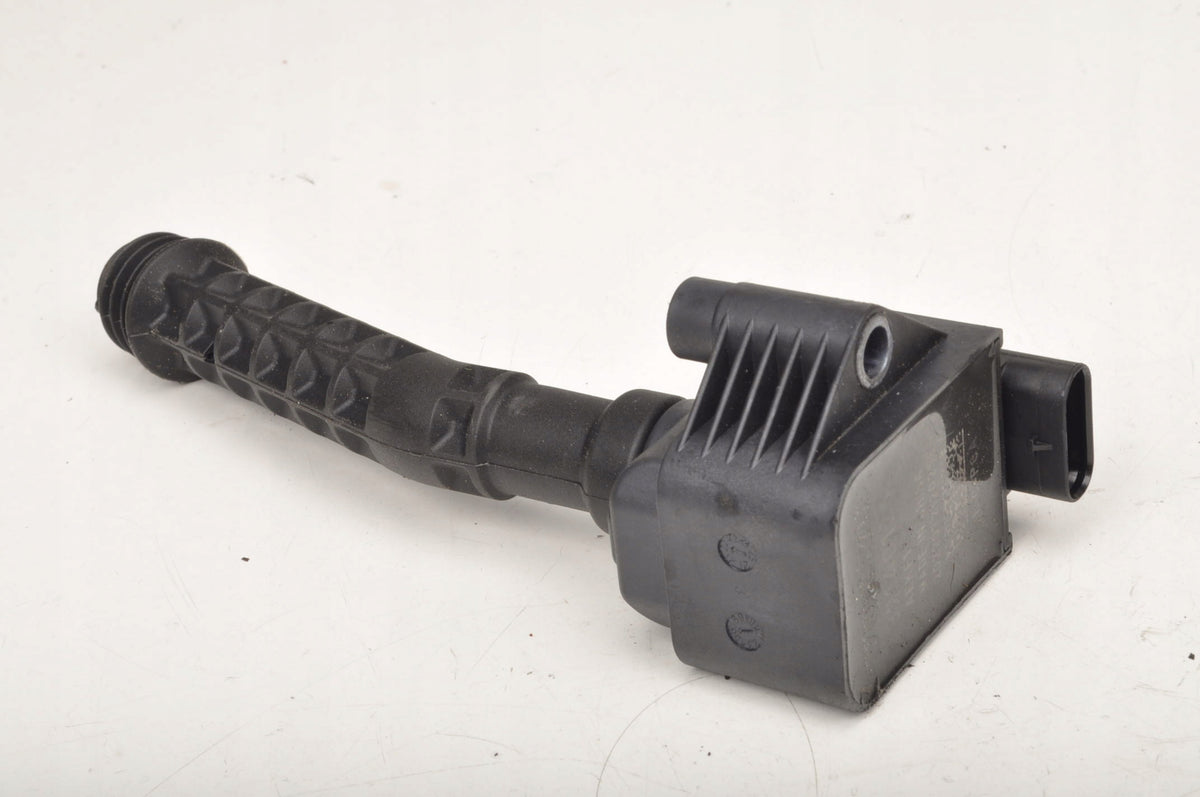VOLVO XC60 II 2.0 16V B5 Mild-Hybrid IGNITION COIL 32140176 2022