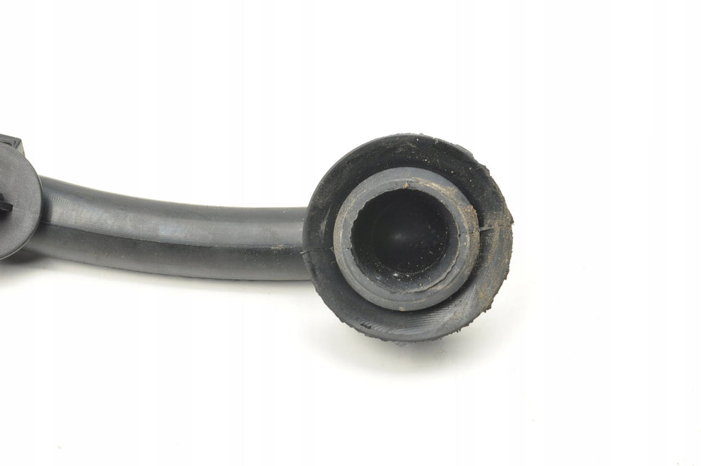 VOLVO XC60 II 2.0 16V B5 PIPE WATER LINE 31652258