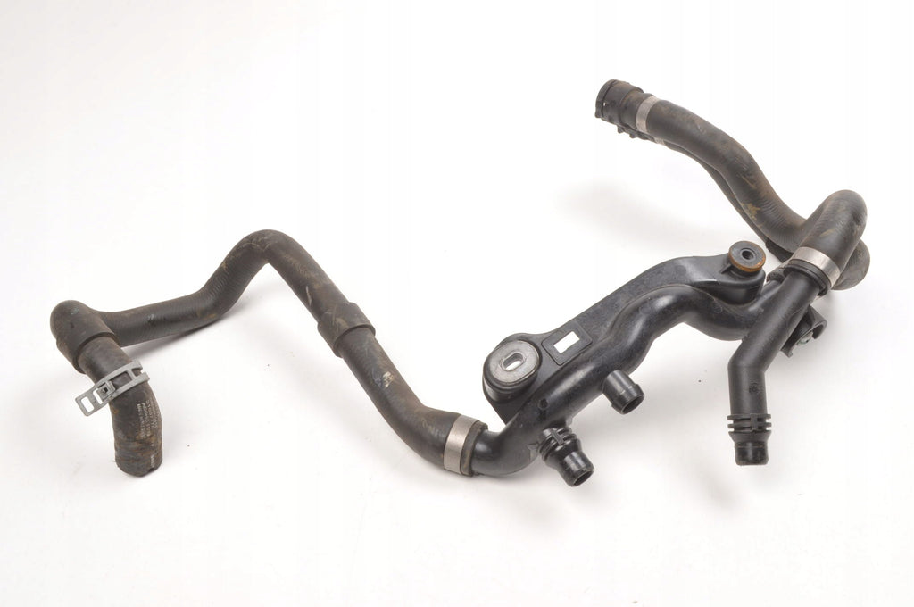 VOLVO XC60 II 2.0 16V B5 PIPE WATER LINE 31657778
