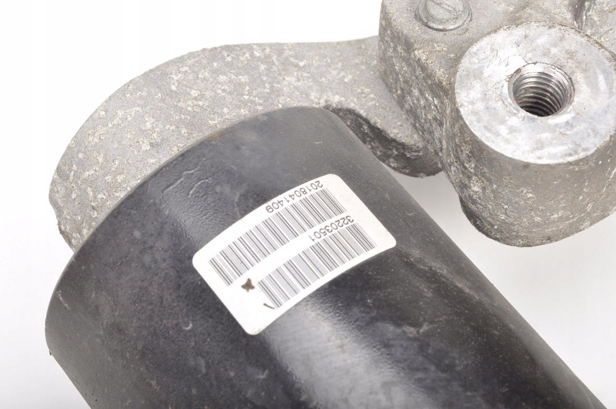 VOLVO XC60 II 2.0 D4 PAW BRACKET 31492866 32203501