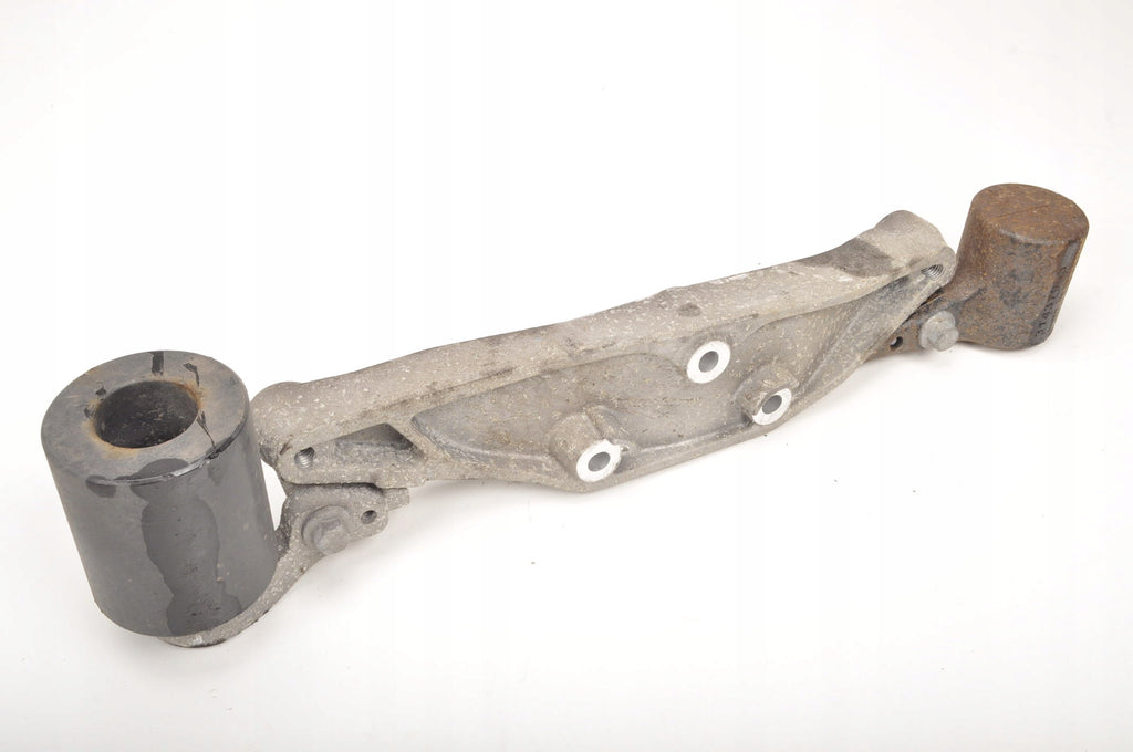 VOLVO XC60 II 2.0 D4 PAW BRACKET 31492866 32203501