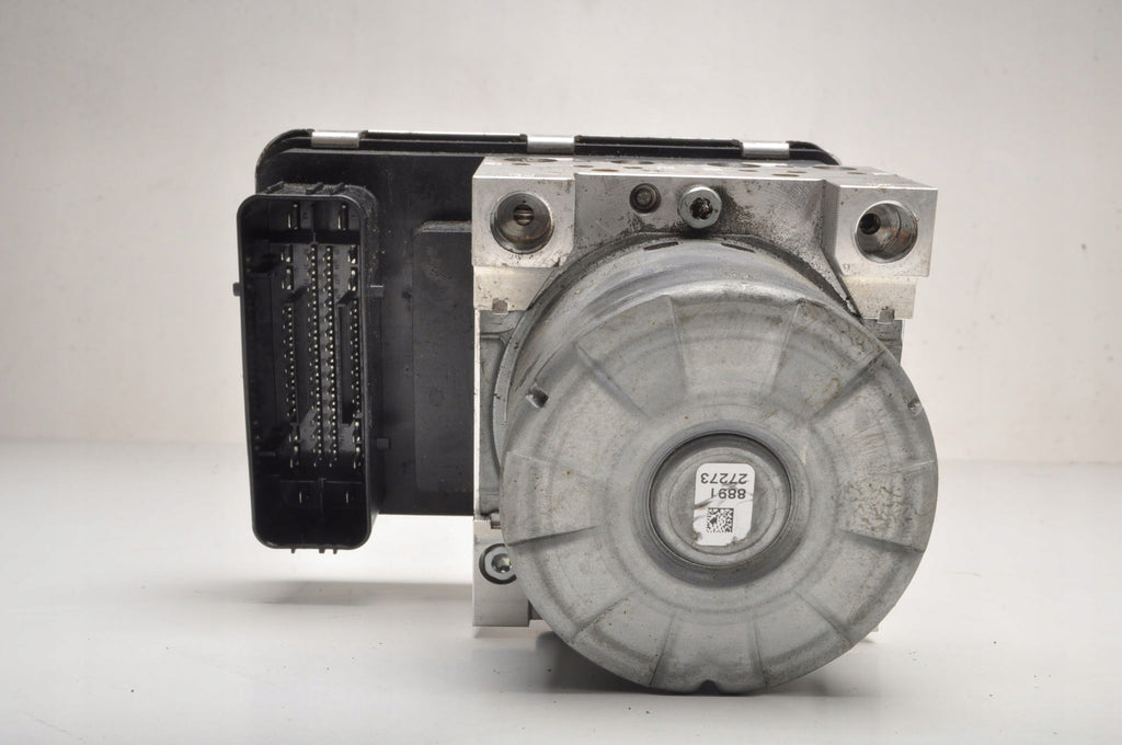 VOLVO XC60 II 2.0 D5 235 KM ABS PUMP P32214774 32214804