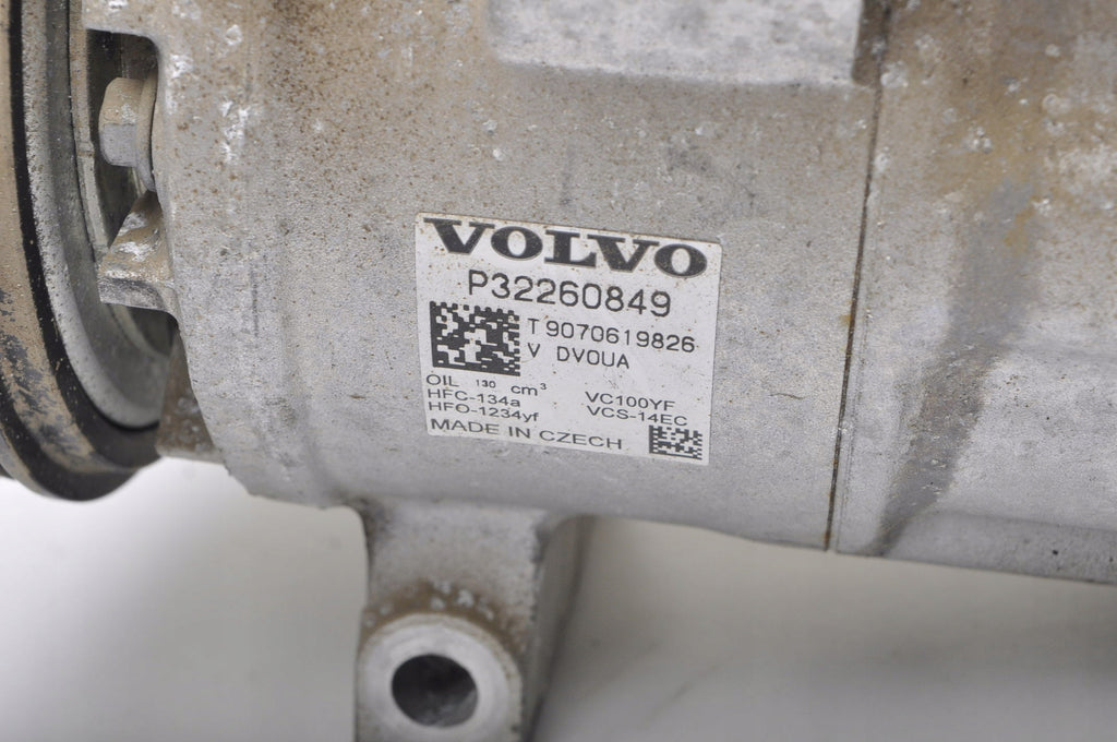 VOLVO XC60 II 2.0 T5 16V 250KM AIR CONDITIONING COMPRESSOR 32260849 2017 - 2020