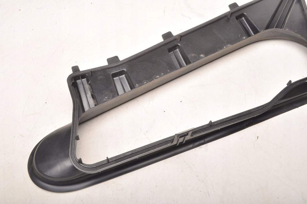 VOLVO XC60 II AIR STEERING WHEEL CATCHER 31425481