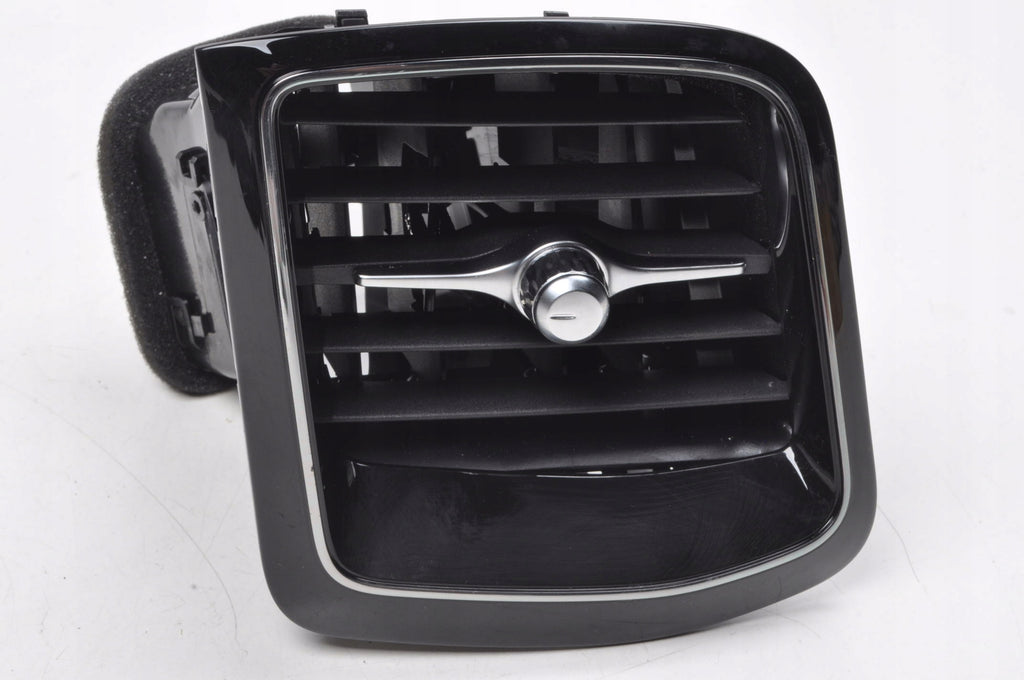 VOLVO XC60 II AIR SUPPLY GRILLE RIGHT 31417692