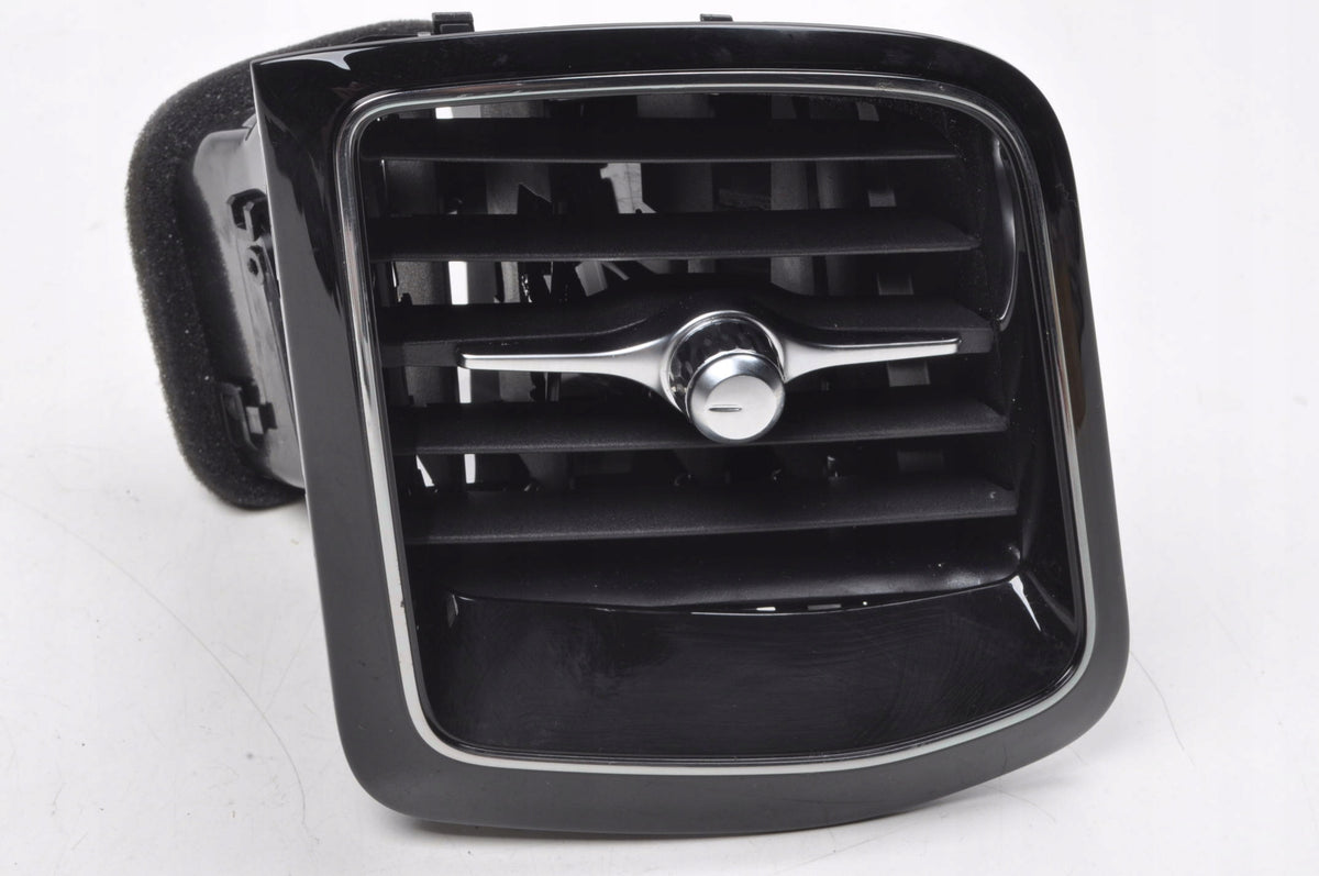 VOLVO XC60 II AIR SUPPLY GRILLE RIGHT 31417692