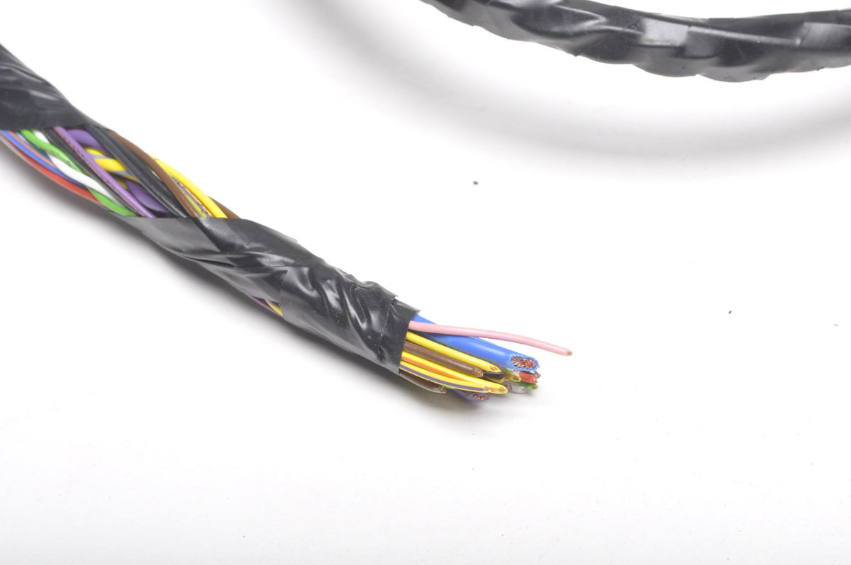 VOLVO XC60 II ELECTRICAL HARNESS WITH TRUNK PNEUMATIC CONTROL