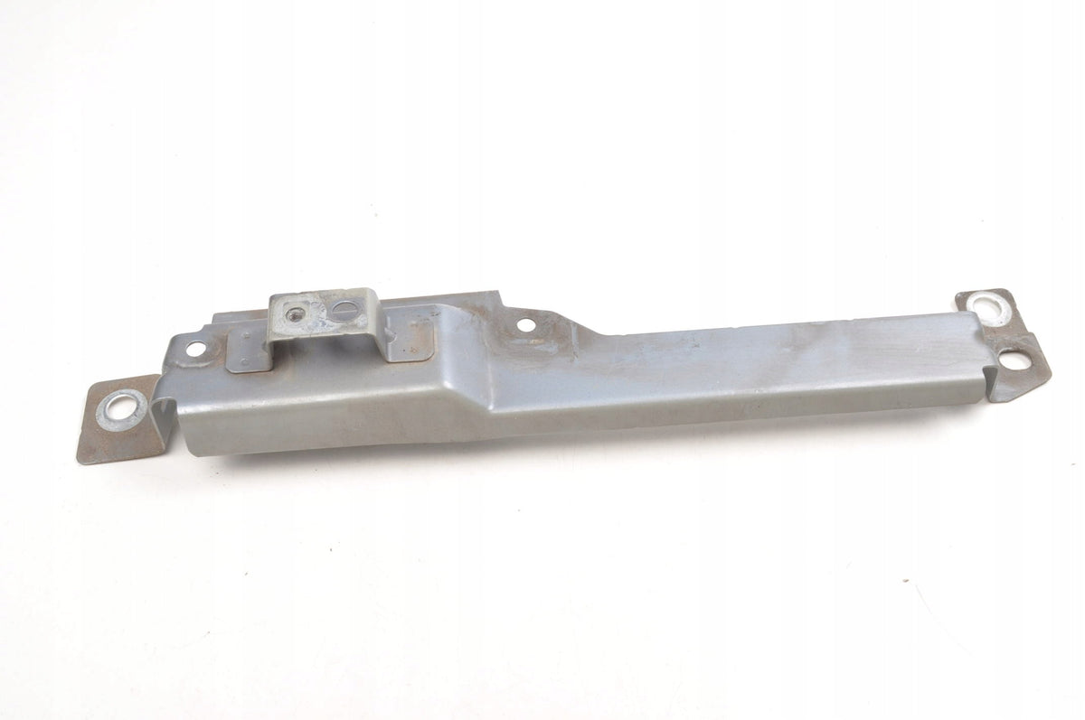 VOLVO XC60 II FENDER MOUNT 31424581 RIGHT 721
