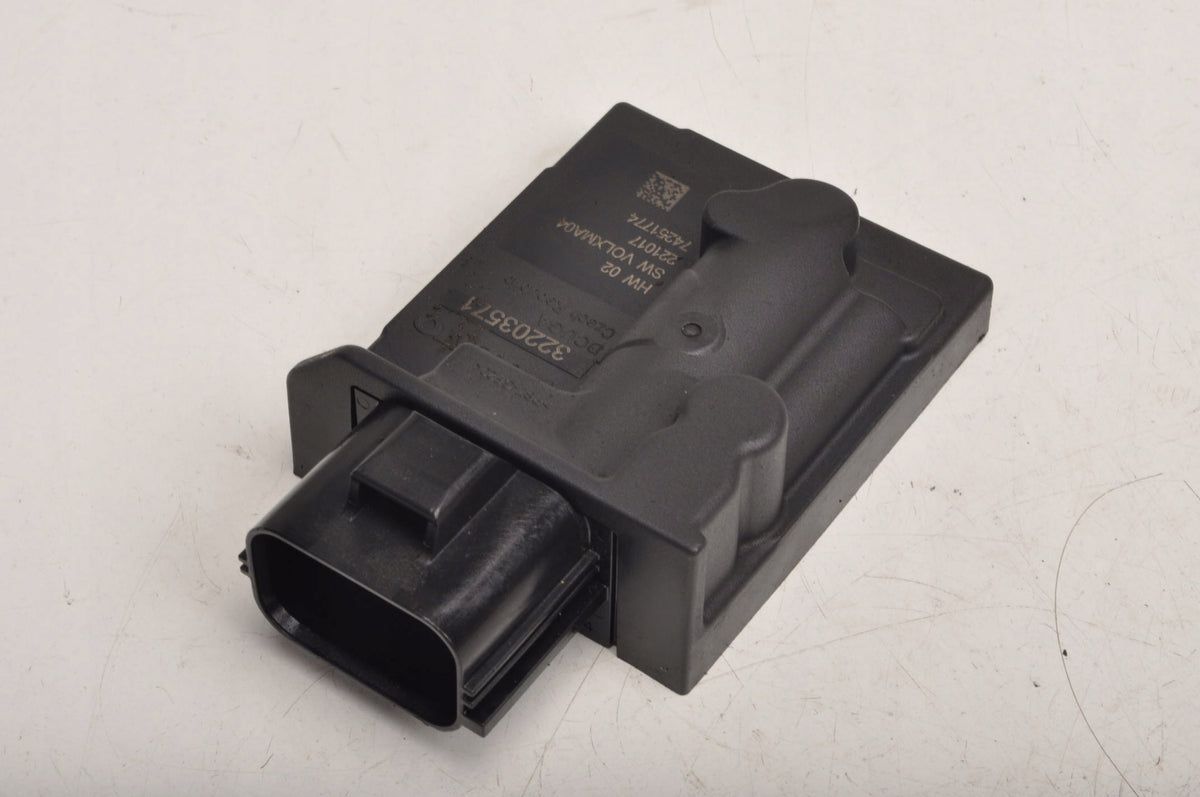 VOLVO XC60 II FUEL PUMP CONTROLLER 32203571
