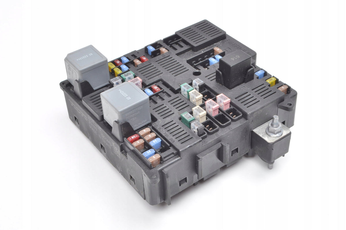VOLVO XC60 II FUSE BOX HOUSING 32322426
