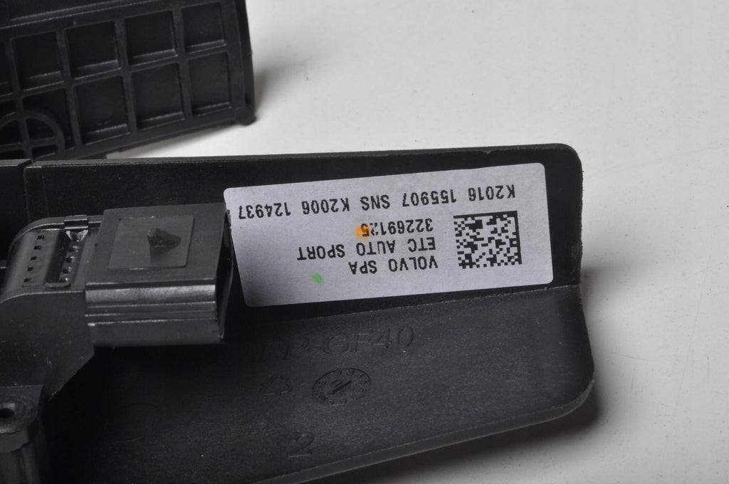 VOLVO XC60 II GAS PEDAL POTENTIOMETER 32269125