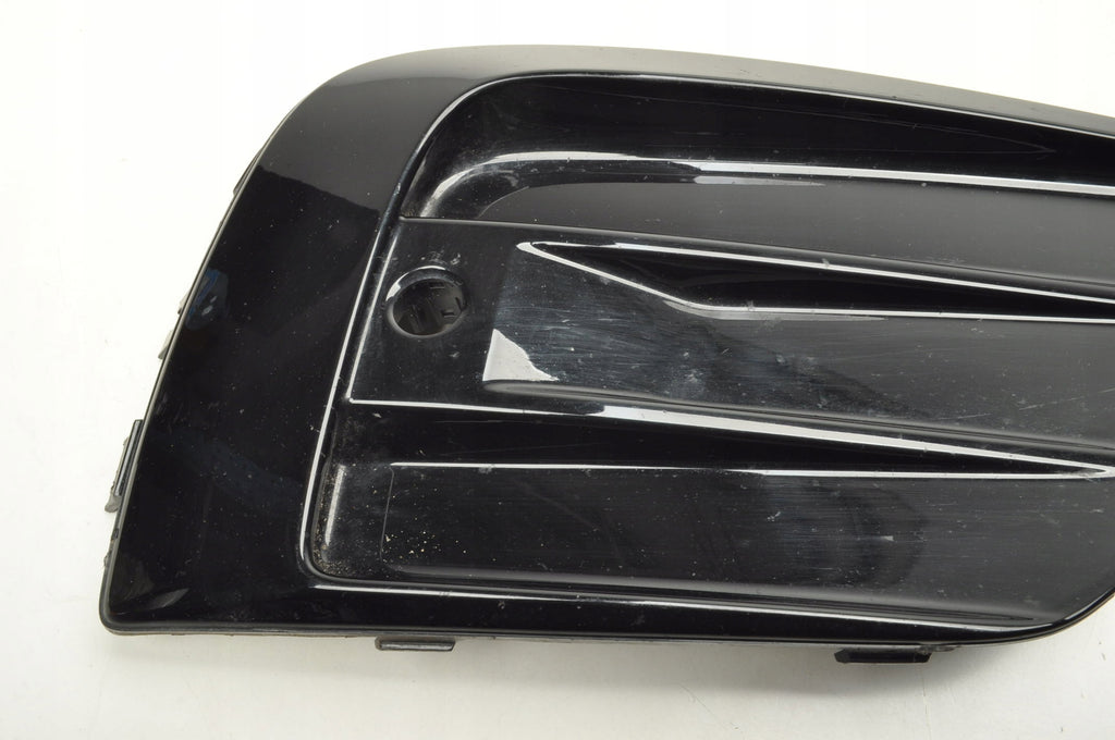VOLVO XC60 II GRILLE DUMMY BUMPER RIGHT 31449129 R-DESIGN