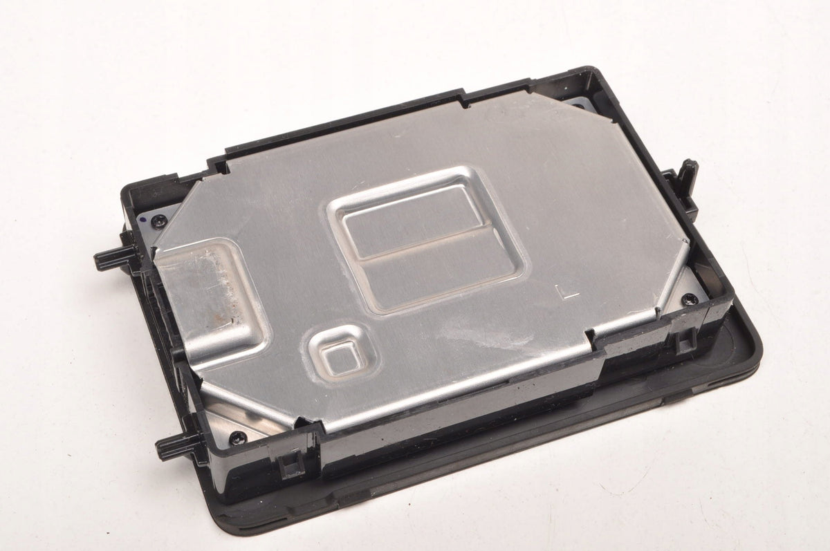 VOLVO XC60 II INDUCTION CHARGER 32425604