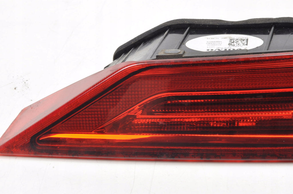 VOLVO XC60 II LAMP LEFT REAR FLAP 31446619