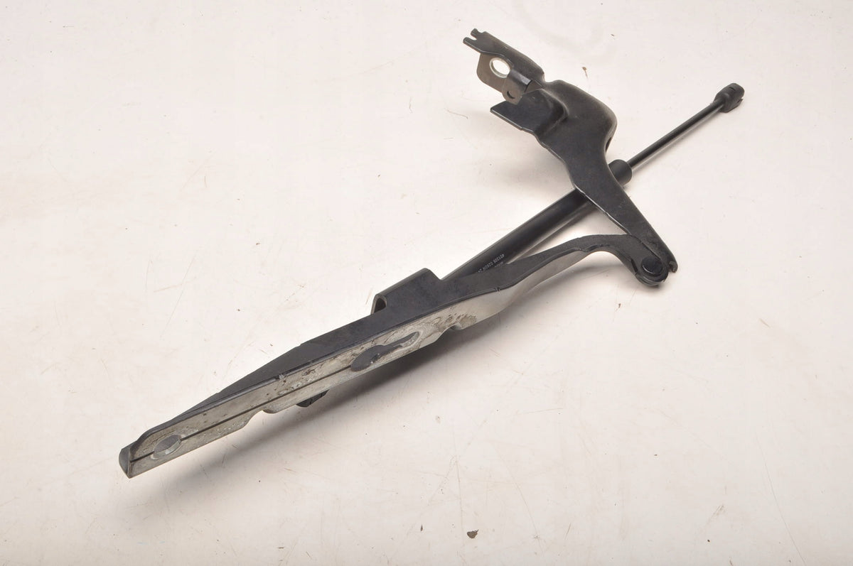 VOLVO XC60 II MASK HINGE 31424537 LEFT