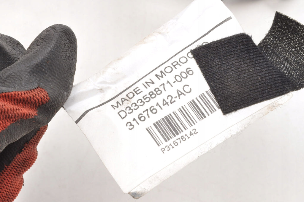 VOLVO XC60 II PASSENGER DOOR HARNESS 31676142