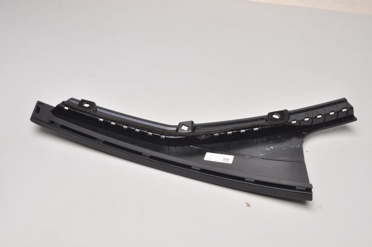 VOLVO XC60 II POST COVER LEFT REAR PLASTIC 2024R 32216047