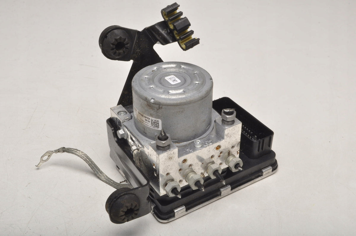 VOLVO XC60 II PUMP ABS 31680102
