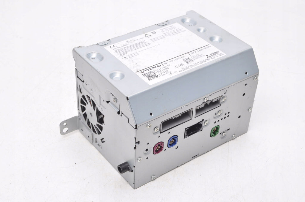 VOLVO XC60 II RADIO P32141428