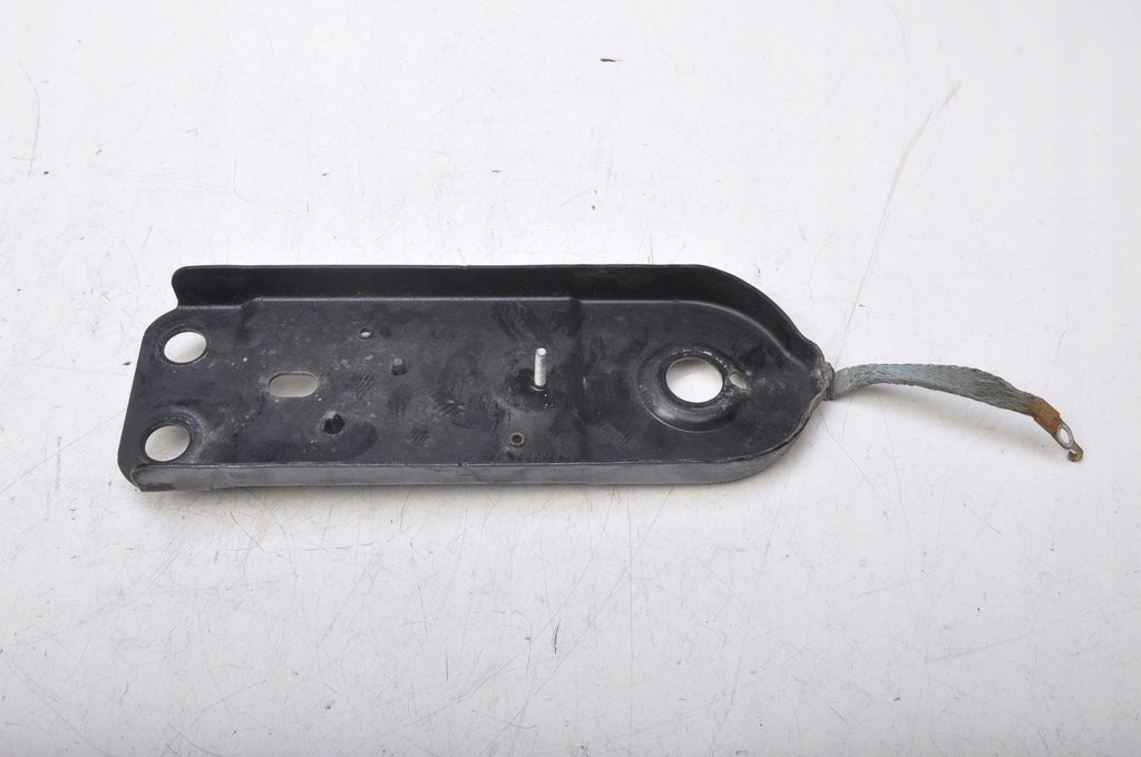 VOLVO XC60 II REAR SLED ATTACHMENT RIGHT 20R