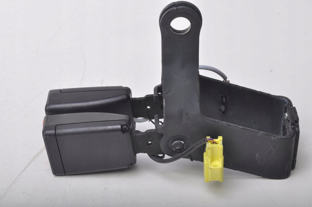 VOLVO XC60 II SEAT BELT CLASPS SET