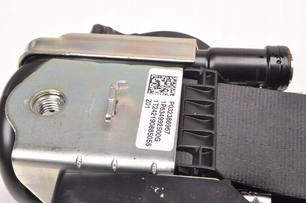 VOLVO XC60 II SEAT BELT LEFT FRONT 32386967 2024r