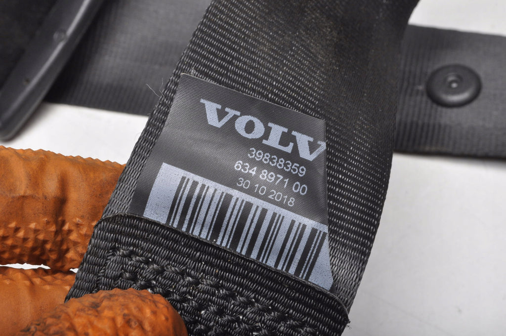 VOLVO XC60 II SEAT BELT LEFT REAR 2 ROW 39838359