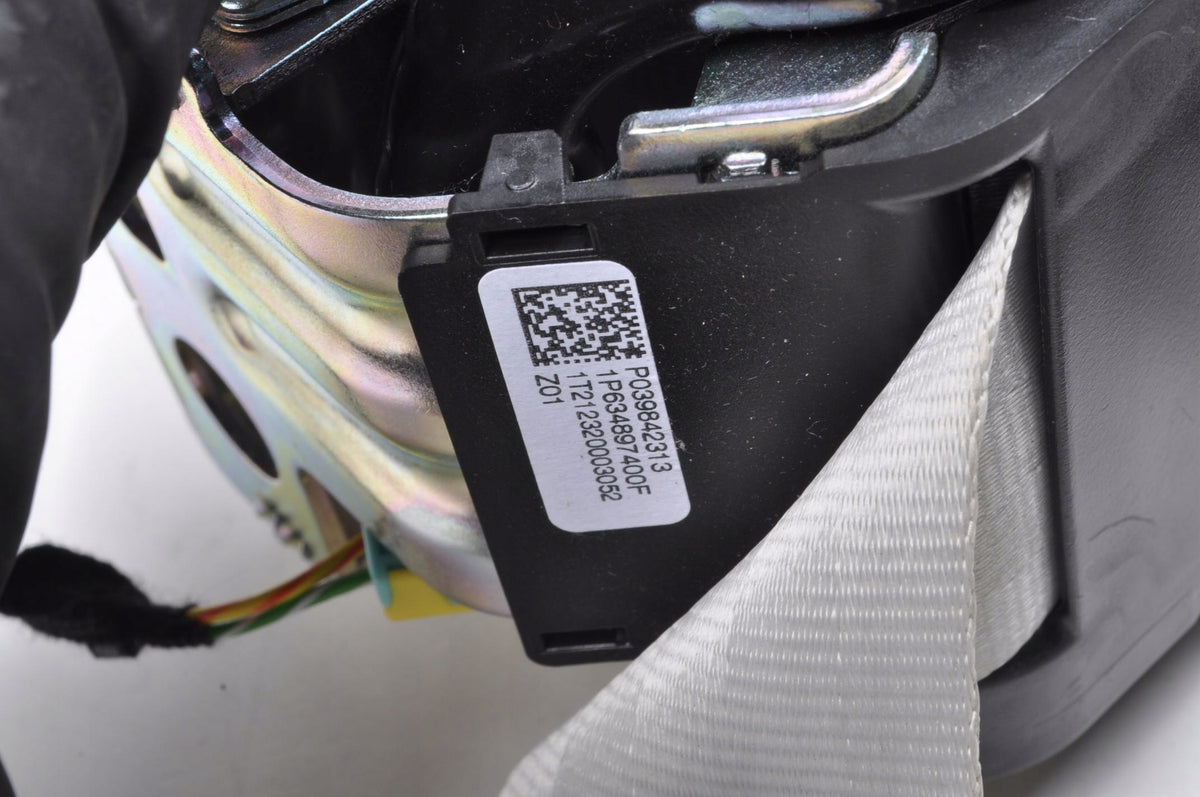 VOLVO XC60 II SEAT BELT LEFT REAR 2 ROW 39842313