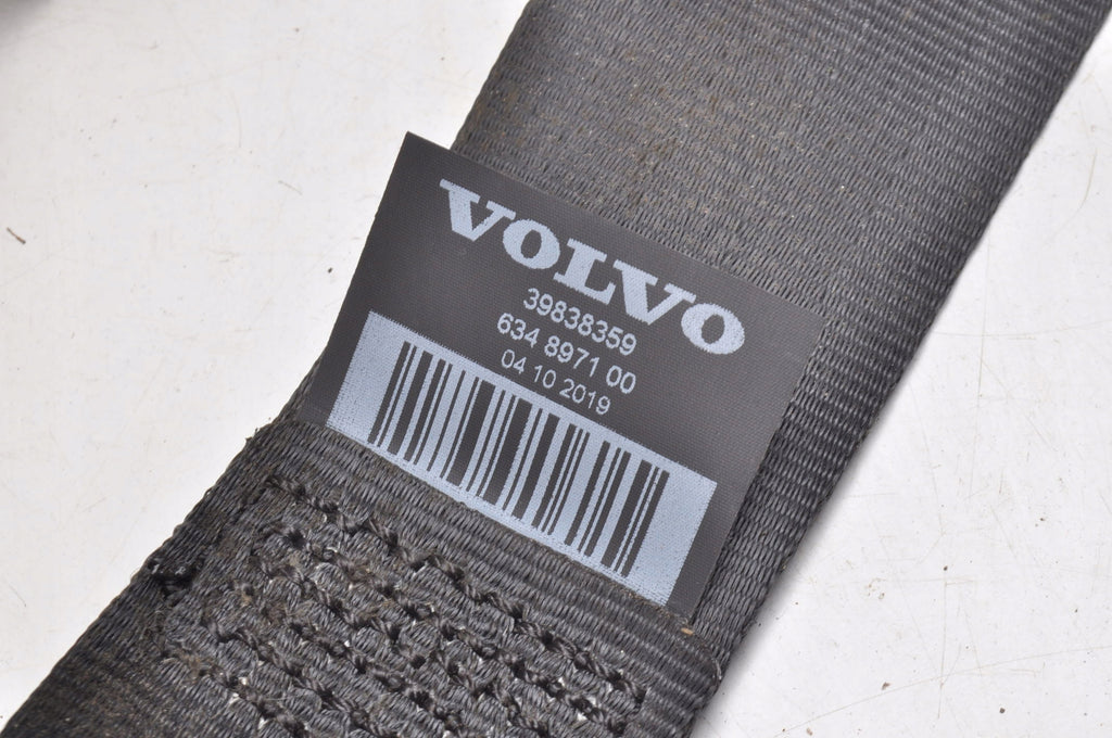 VOLVO XC60 II SEAT BELT LEFT REAR 2 ROW P1 39838359