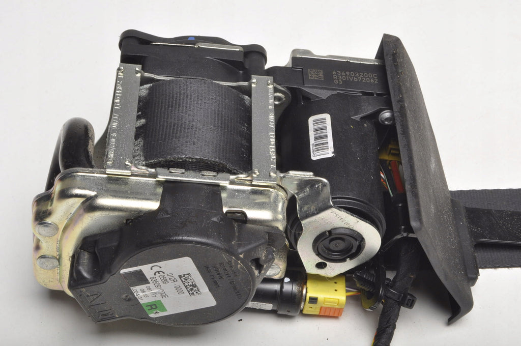 VOLVO XC60 II SEAT BELT RIGHT FRONT 39838533
