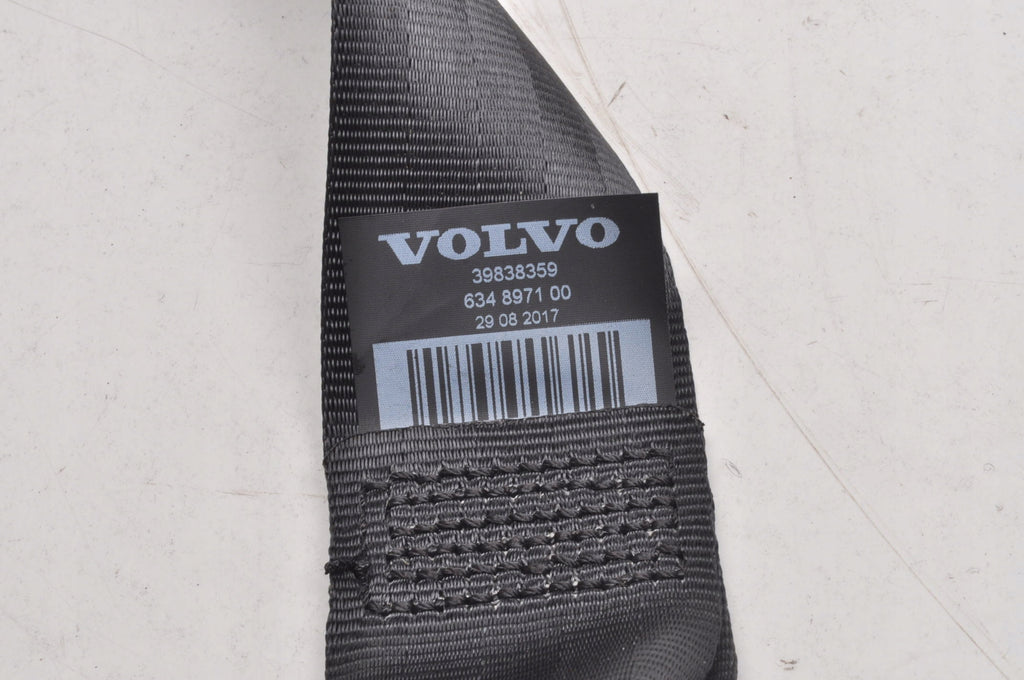 VOLVO XC60 II SEAT BELT RIGHT REAR 2 ROW 39838359