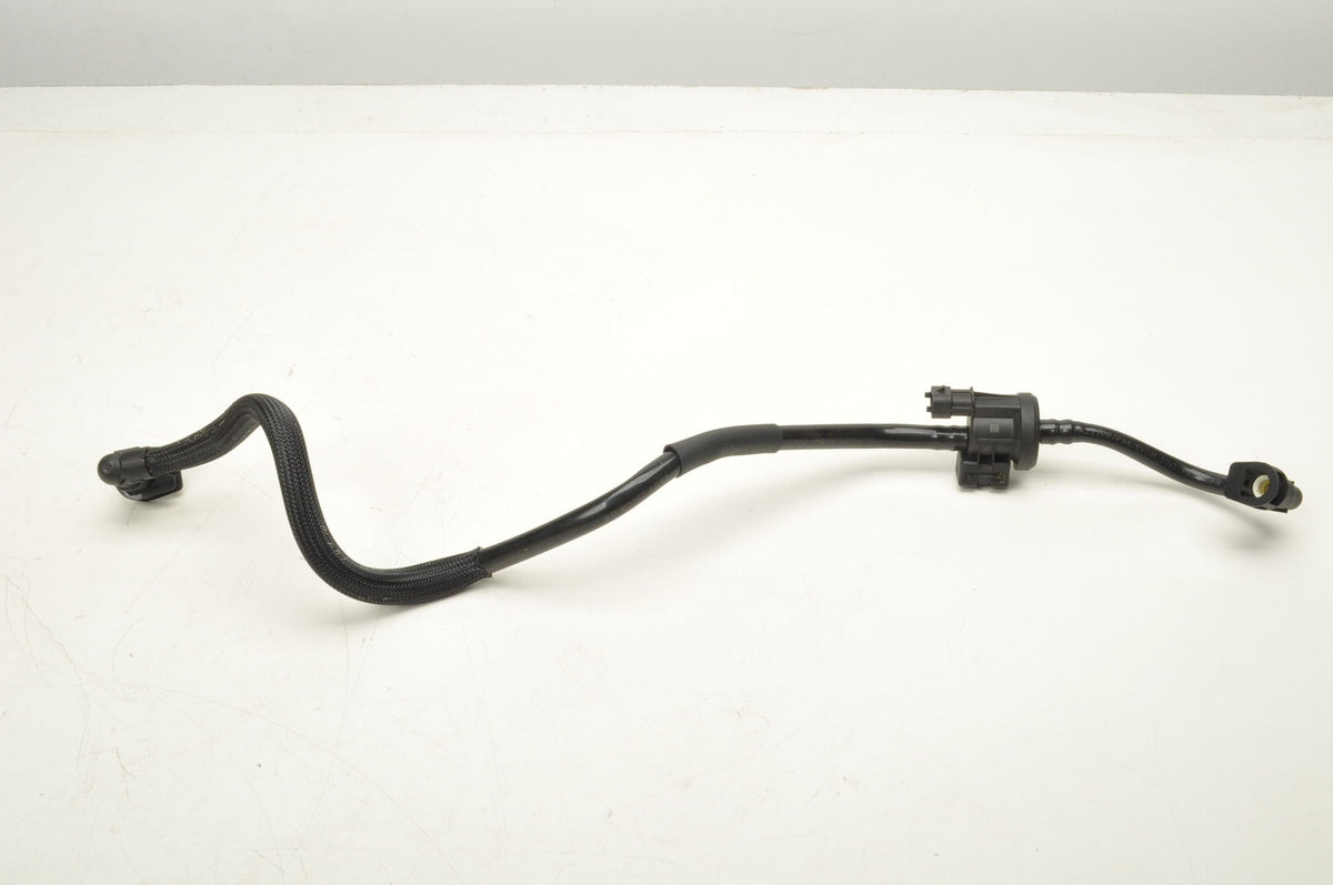 VOLVO XC60 II T6 RECHARGE VACUUM VALVE CABLE 32363167 32363204 2026