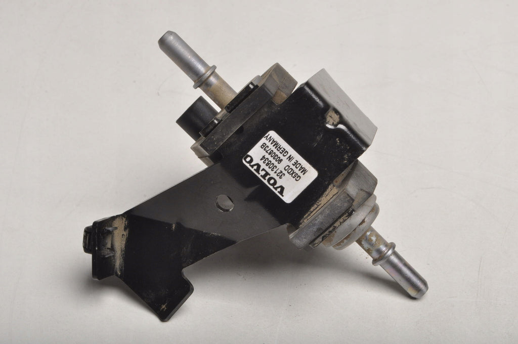 VOLVO XC60 II V60 II S60 III HYBRID VALVE 32130834