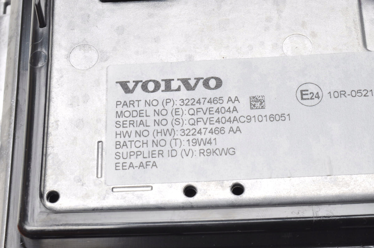 VOLVO XC60 II V60 II XC40 DISPLAY 32247465