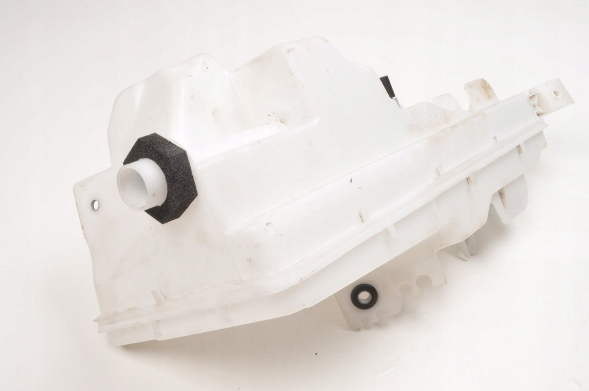 VOLVO XC60 II WASHER RESERVOIR 32328197 2026