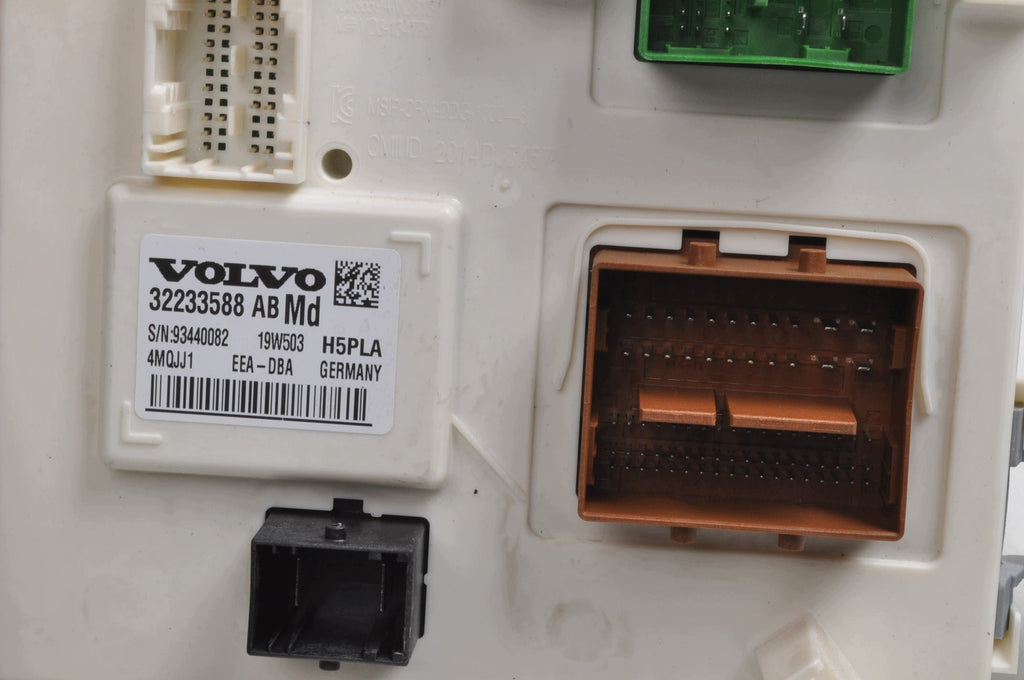 VOLVO XC60 II XC90 II 2.0 16V B5 MODULE CEM 32233588