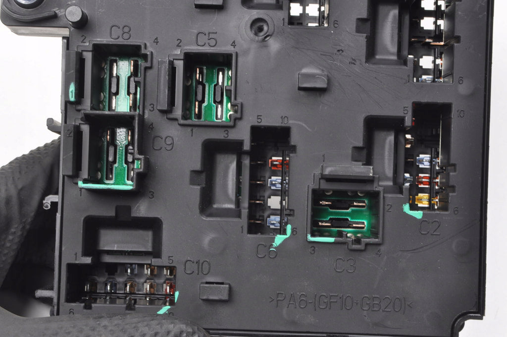 VOLVO XC60 II XC90 II FUSE BOX 32322427
