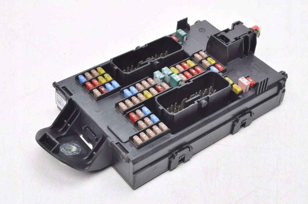 VOLVO XC60 II XC90 II S90 V90 II B5 FUSE BOX 32142591