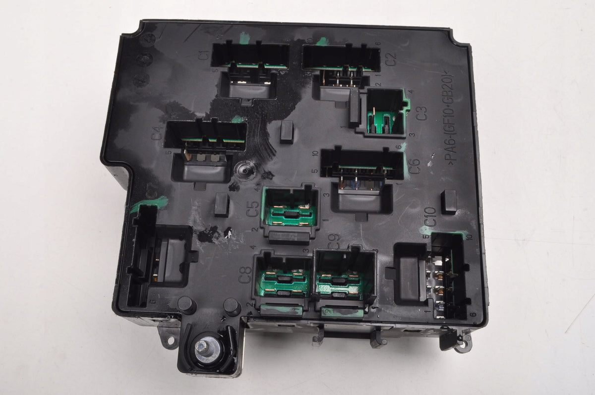 VOLVO XC60 II XC90 II V60 II T8 FUSE BOX 32212299 2024R