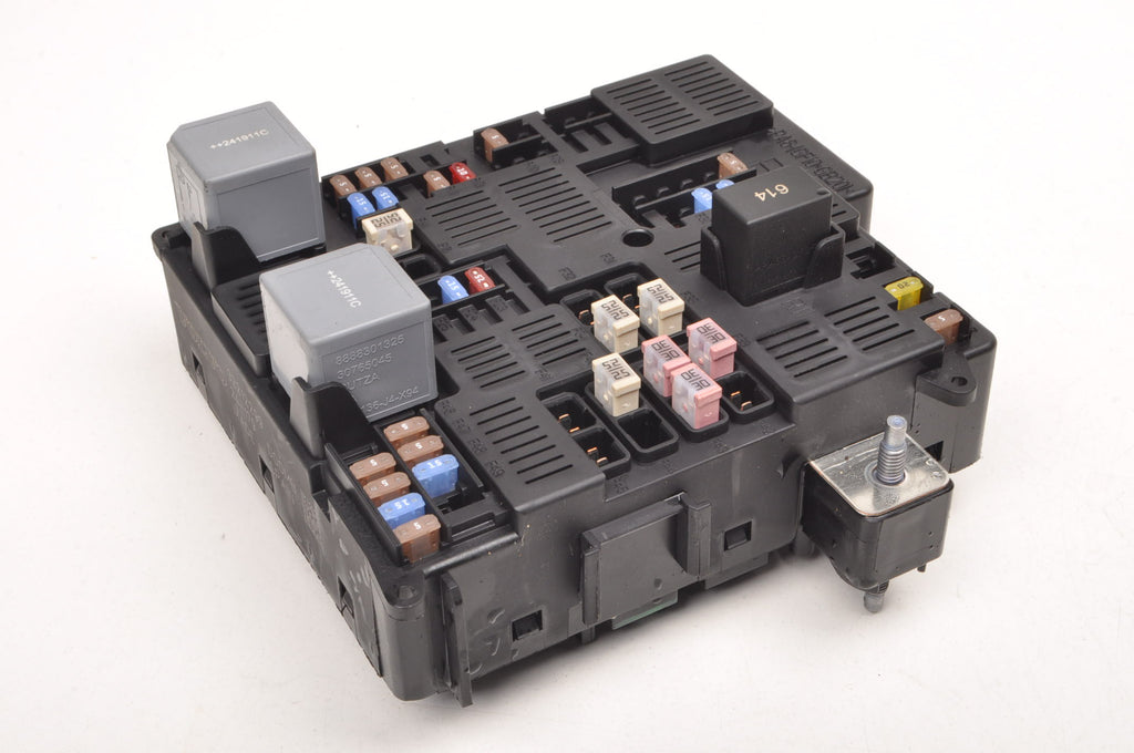 VOLVO XC60 II XC90 II V60 II T8 FUSE BOX 32212299 2024R