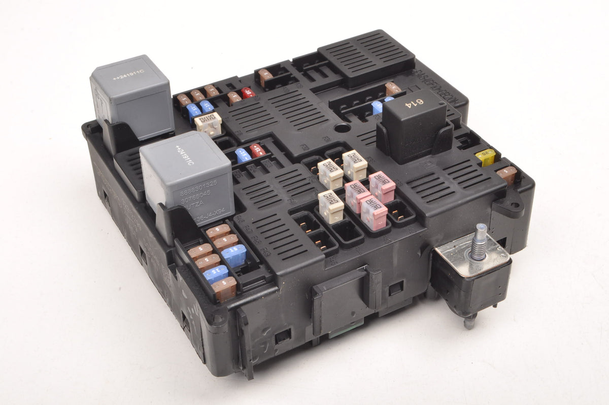 VOLVO XC60 II XC90 II V60 II T8 FUSE BOX 32212299 2024R