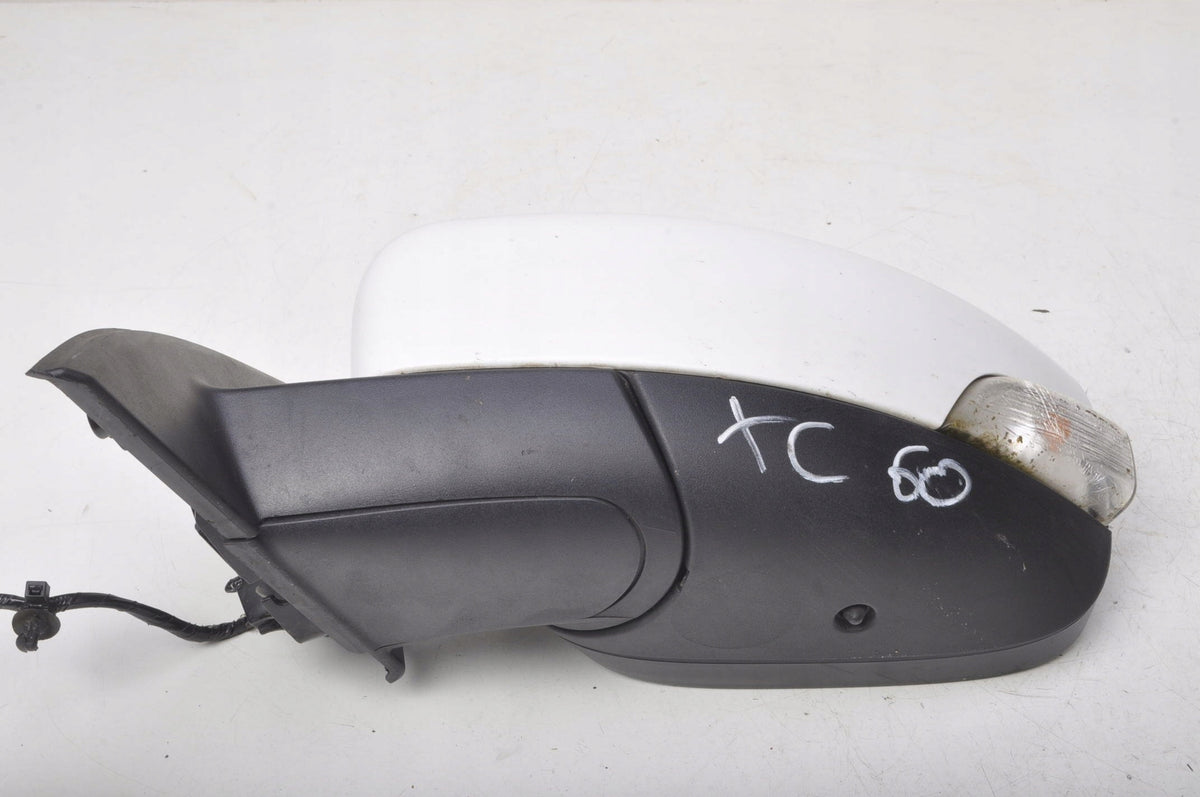 VOLVO XC60 MIRROR LEFT ELECTRIC 8 PIN