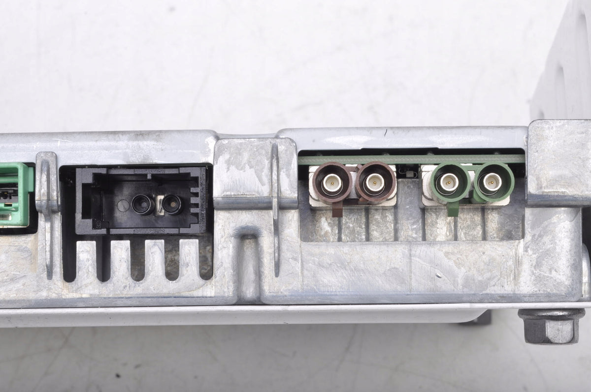 VOLVO XC60 S60 II V60 RADIO AMPLIFIER 31328577