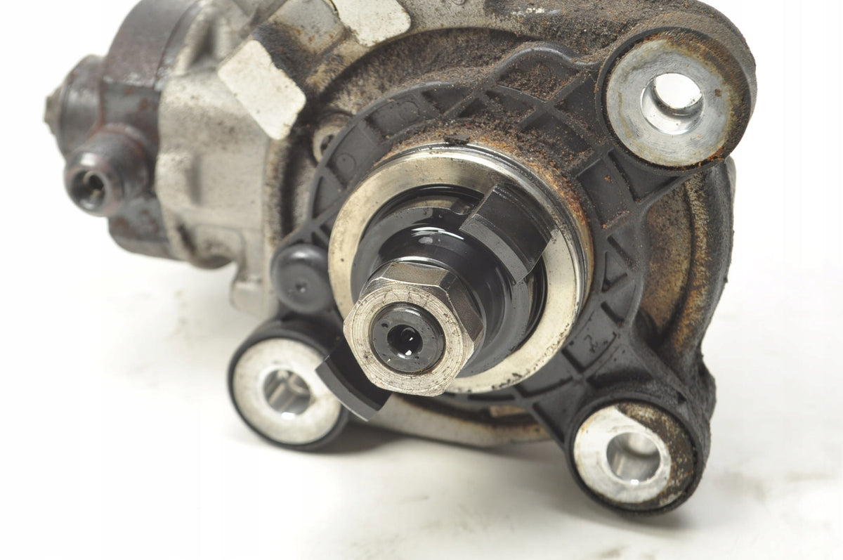VOLVO XC60 V60 V40 II 2.0 D3 150KM 2.4 D6 INJECTION PUMP 31372081