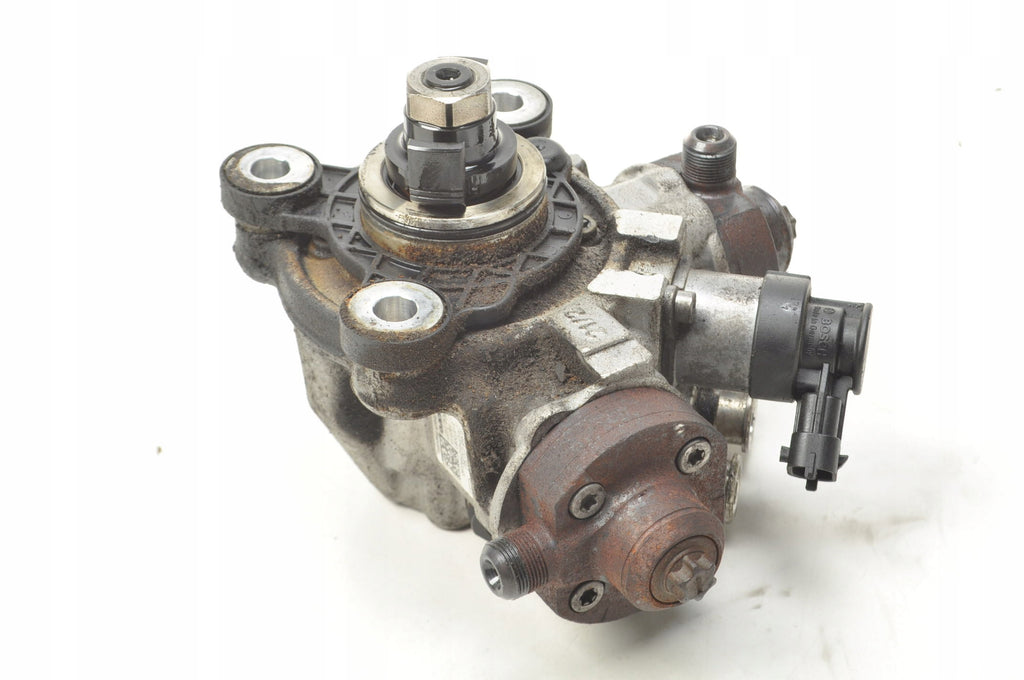 VOLVO XC60 V60 V40 II 2.0 D3 150KM 2.4 D6 INJECTION PUMP 31372081